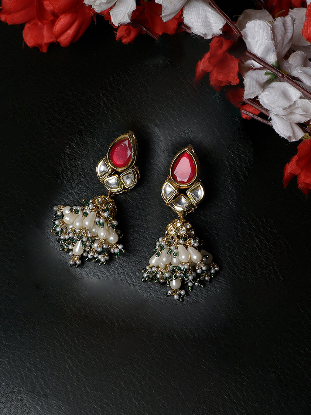 Surkh-e-Shehzadi Jhumka