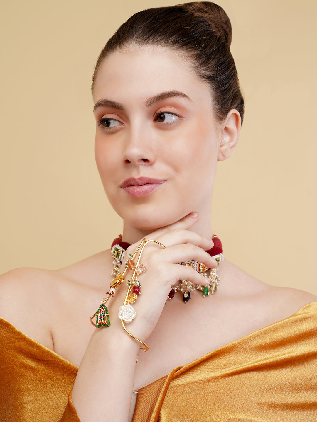 Naghma-e-Surkh Chokar