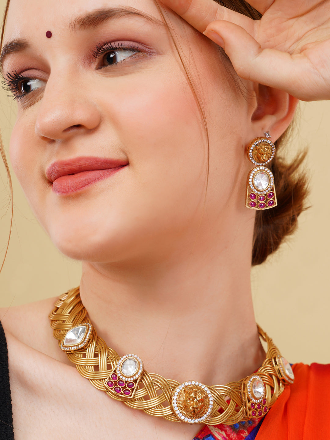 Khoon-e-Surkh Necklace with Earring
