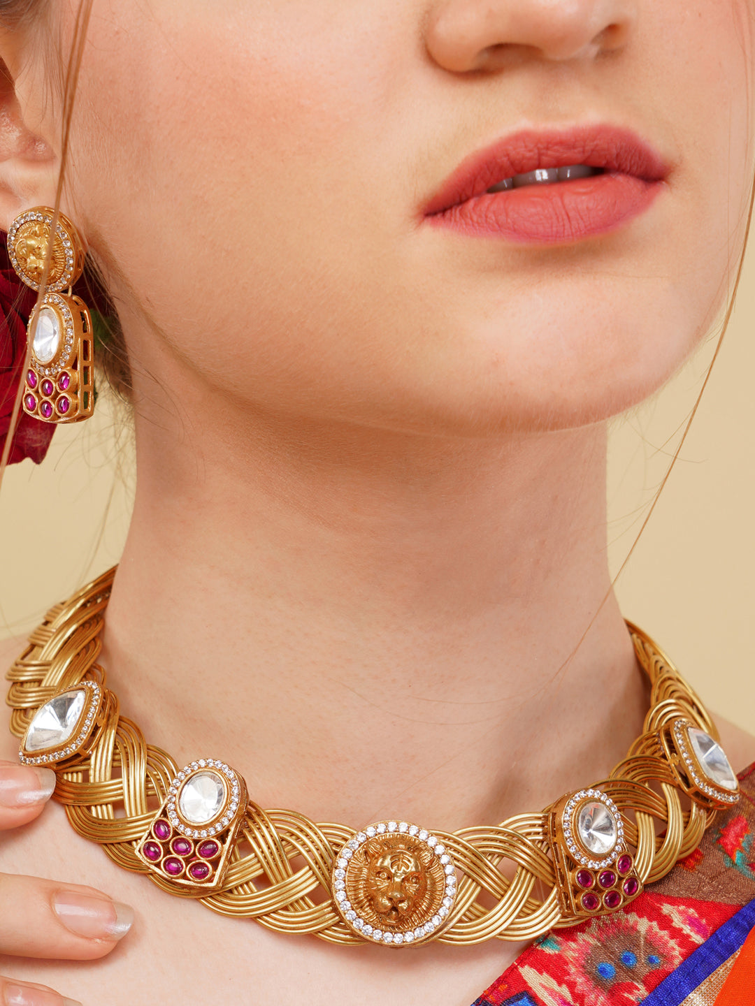 Khoon-e-Surkh Necklace with Earring