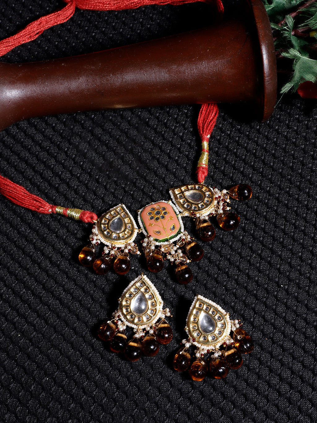 Aftaab-e-Zar Haar with Earrings