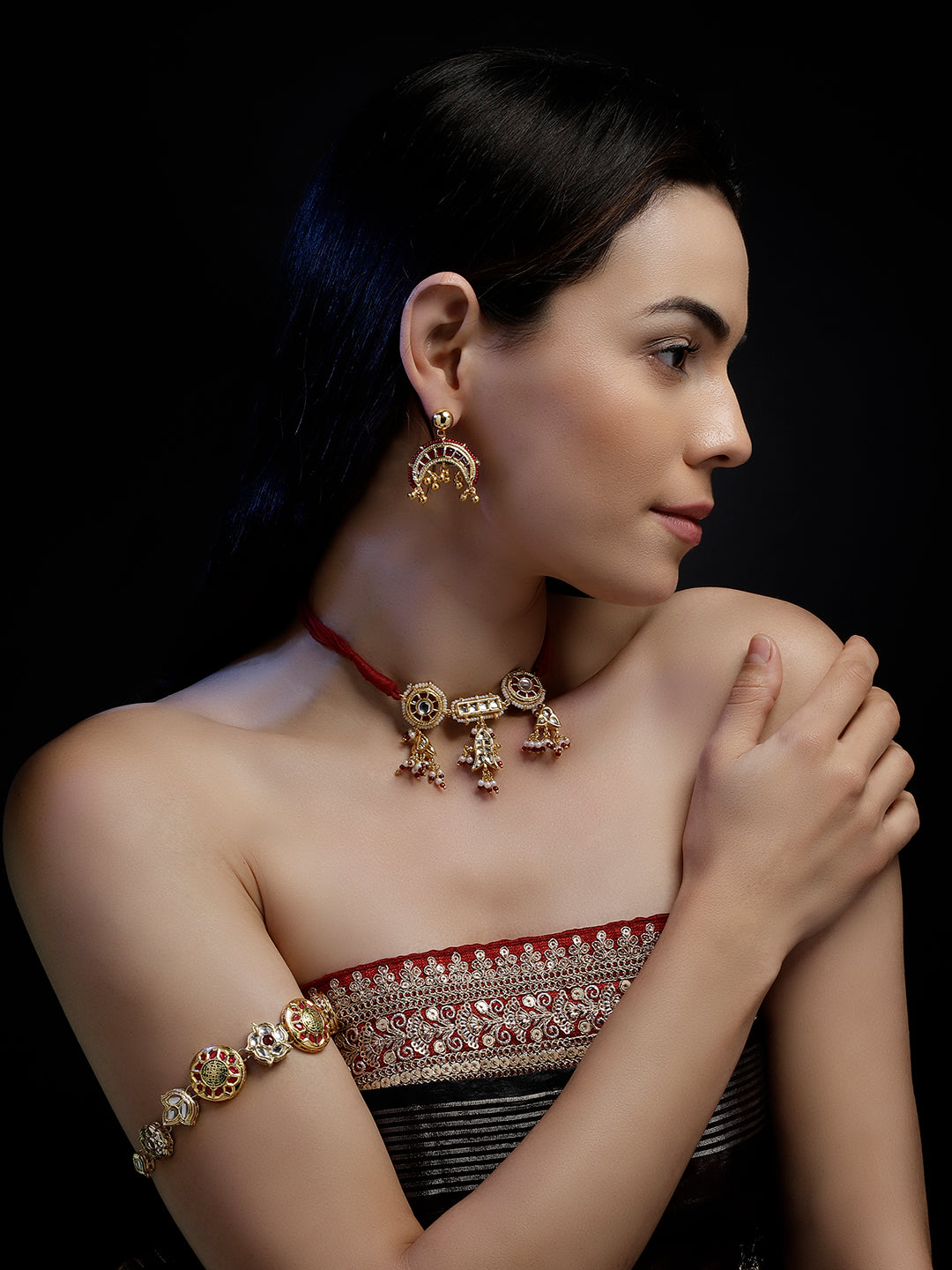Gul-e-Surkh Haar with Earrings