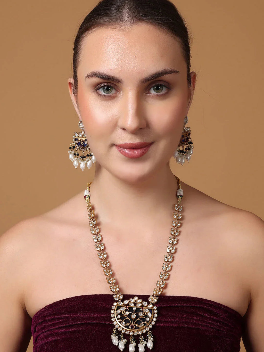 Jheel Necklace with Earring