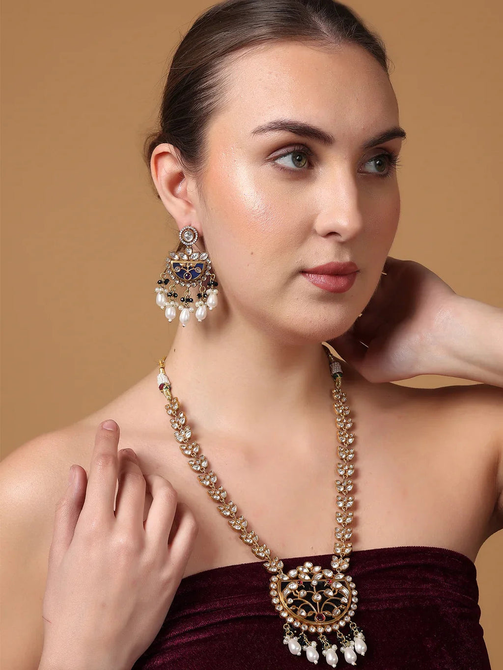 Jheel Necklace with Earring