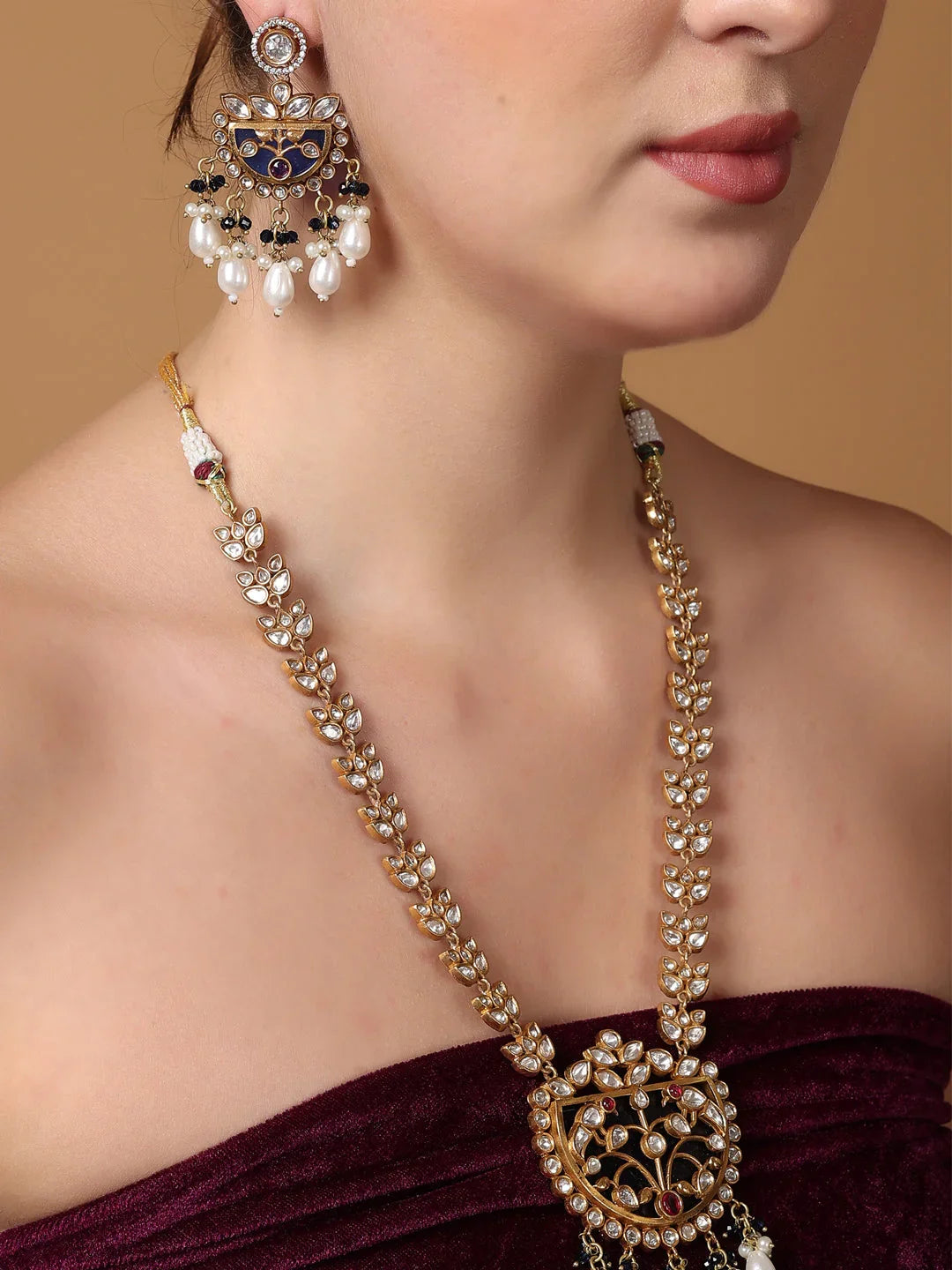 Jheel Necklace with Earring