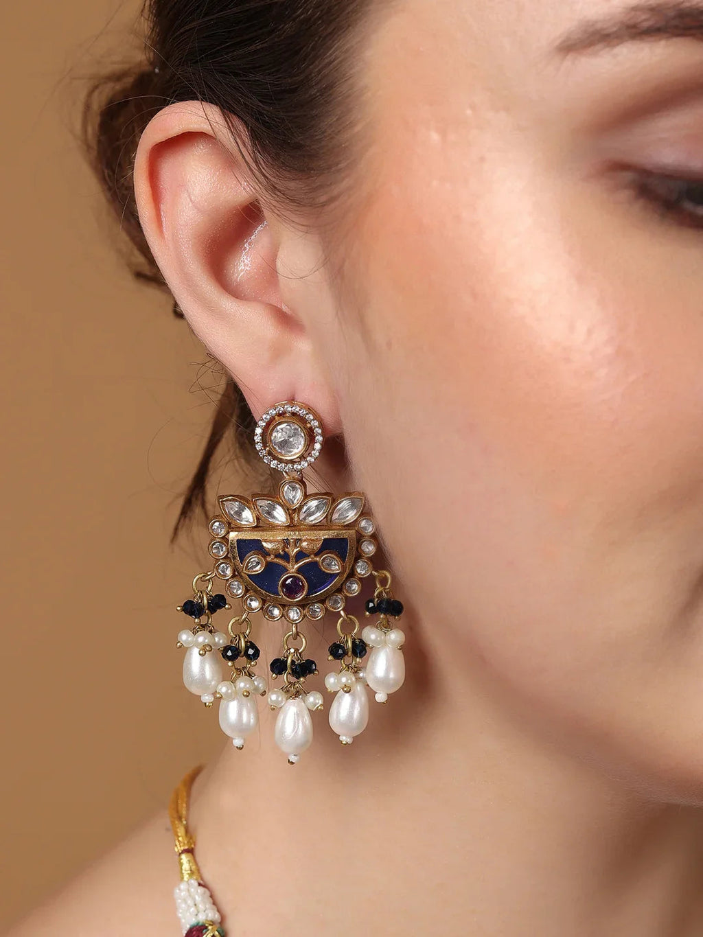 Jheel Necklace with Earring