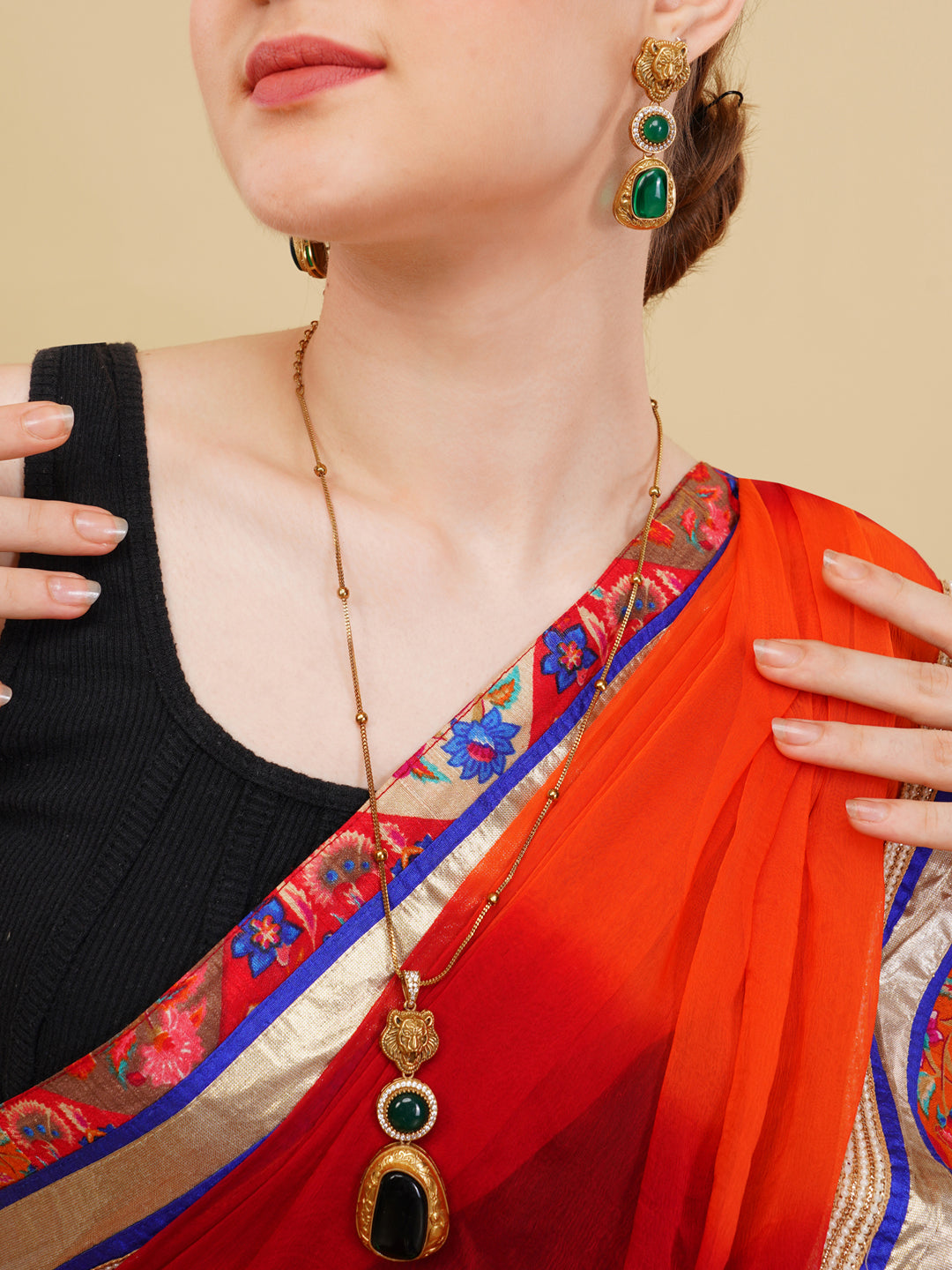 Panna Necklace with Earring