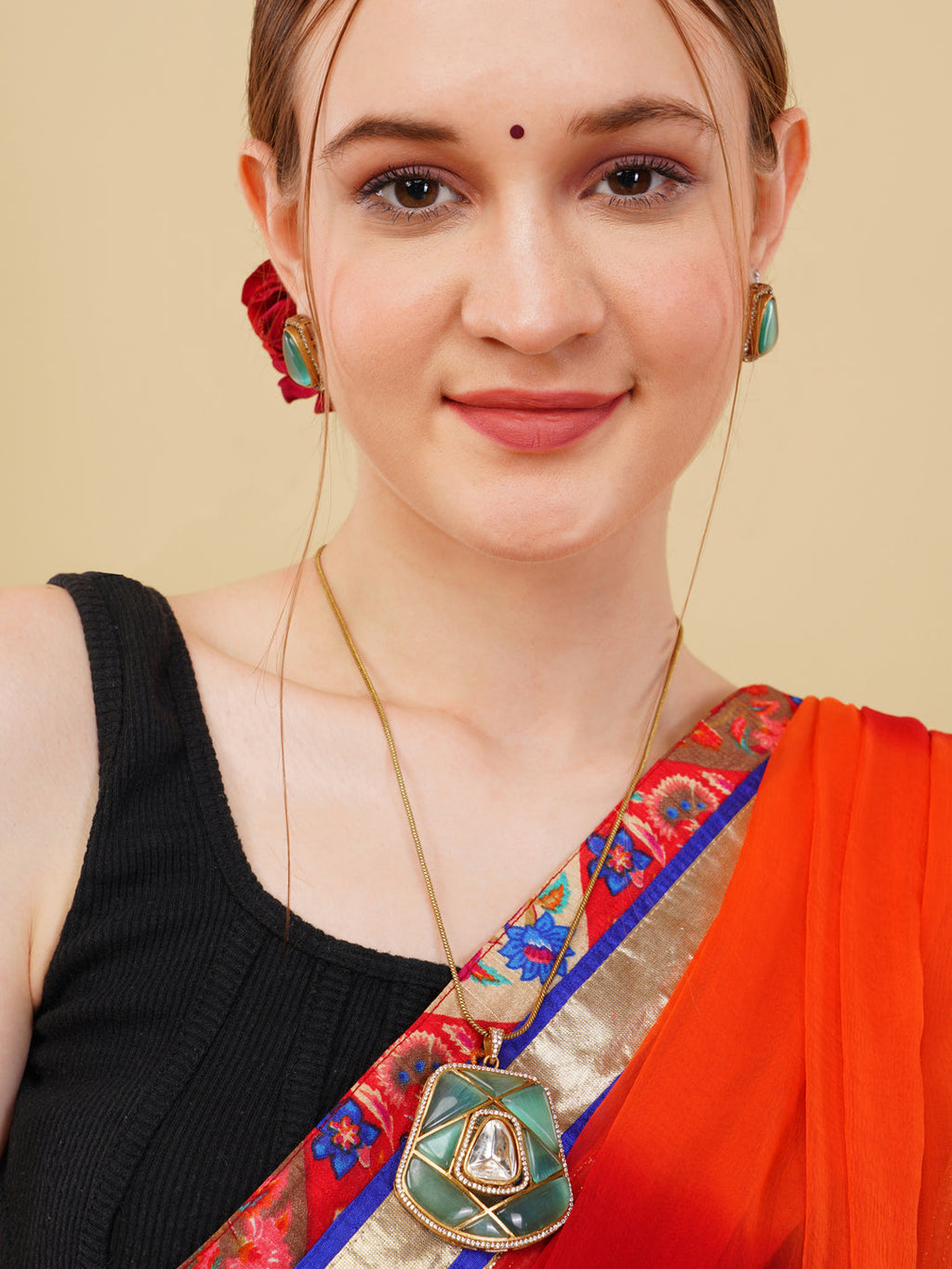 Sabzratna Necklace with Earring