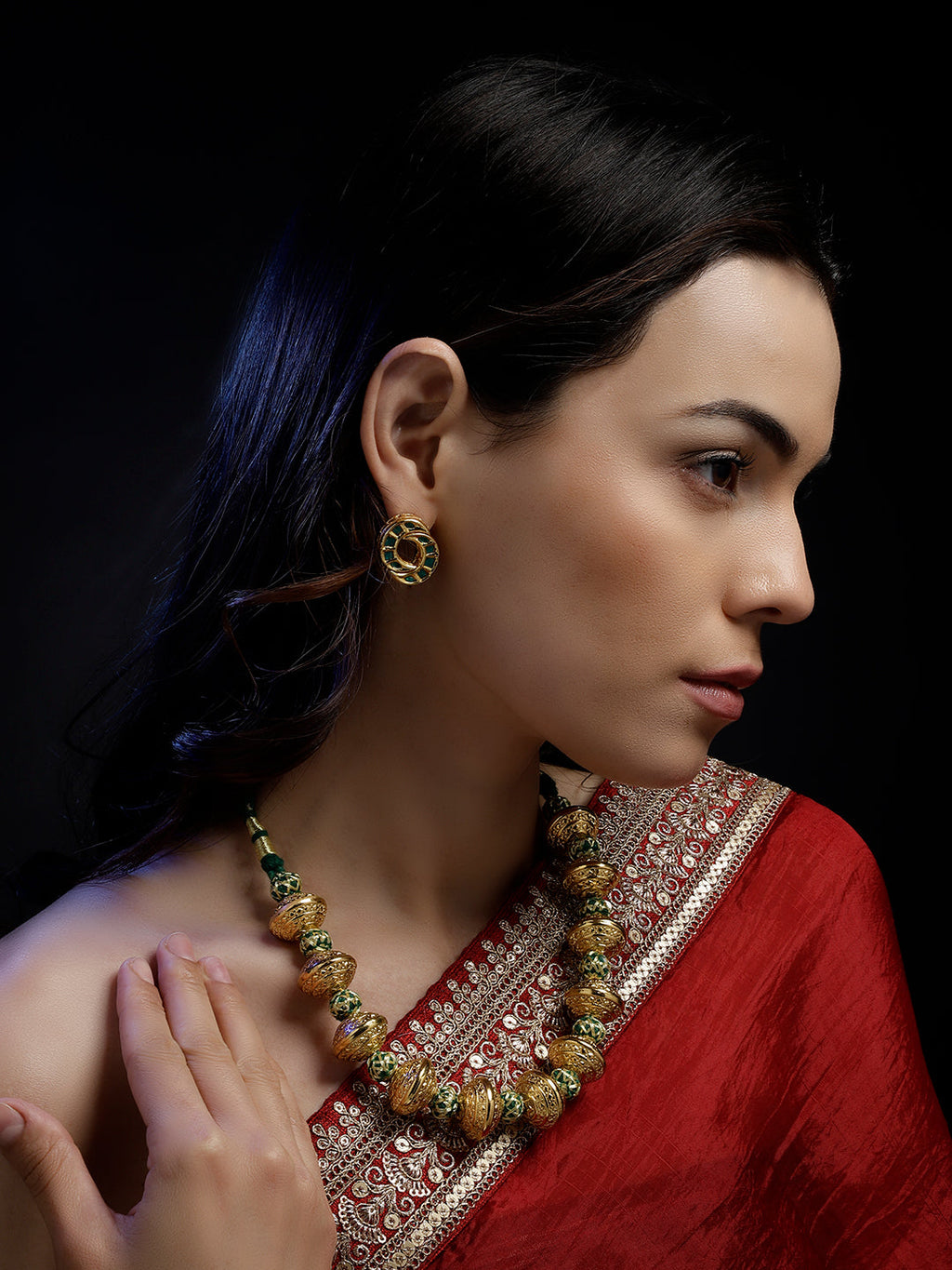 Sitar-e-Zamurd layered necklace