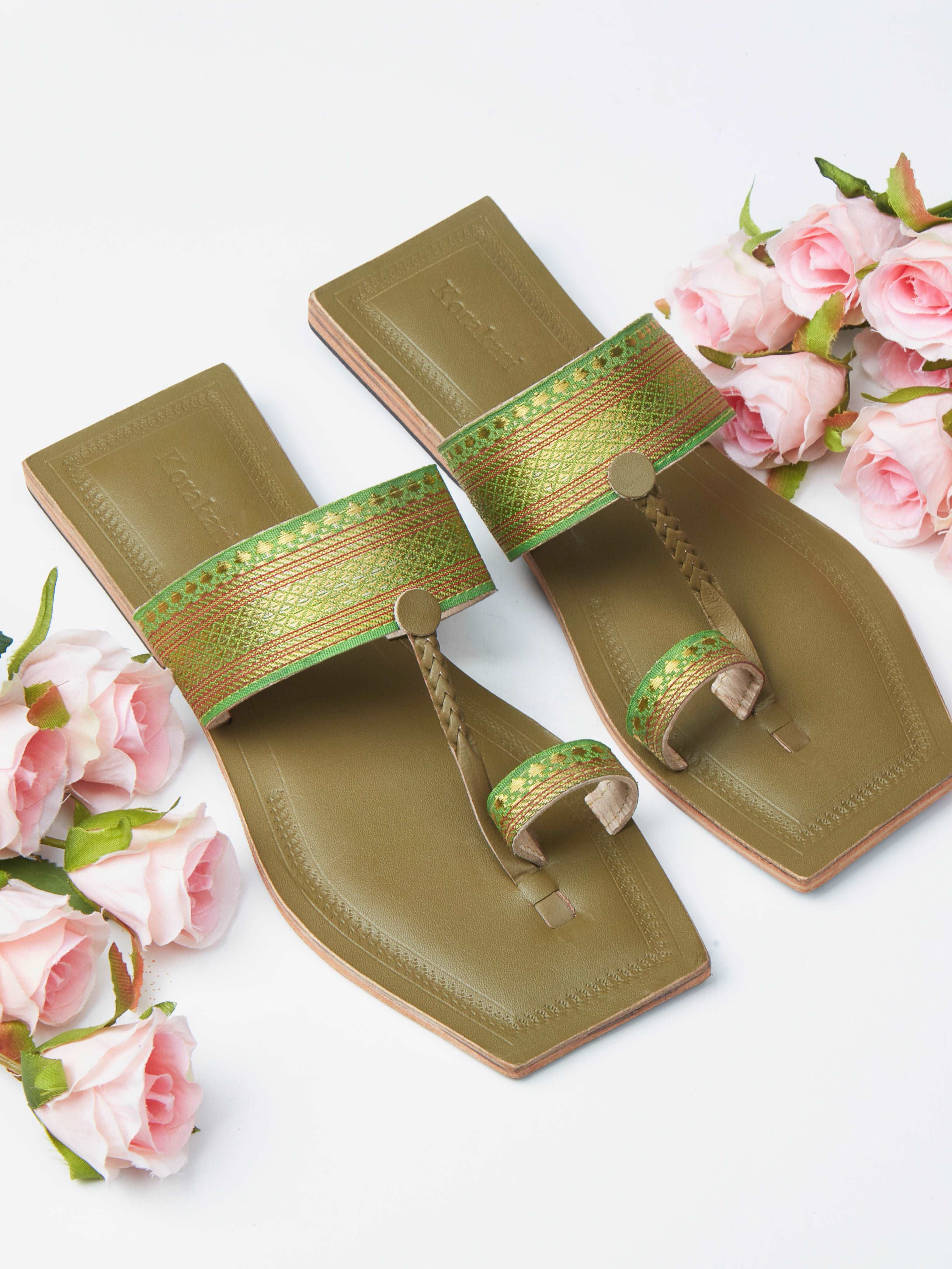 Jari Lime kolhapuri chappal for women