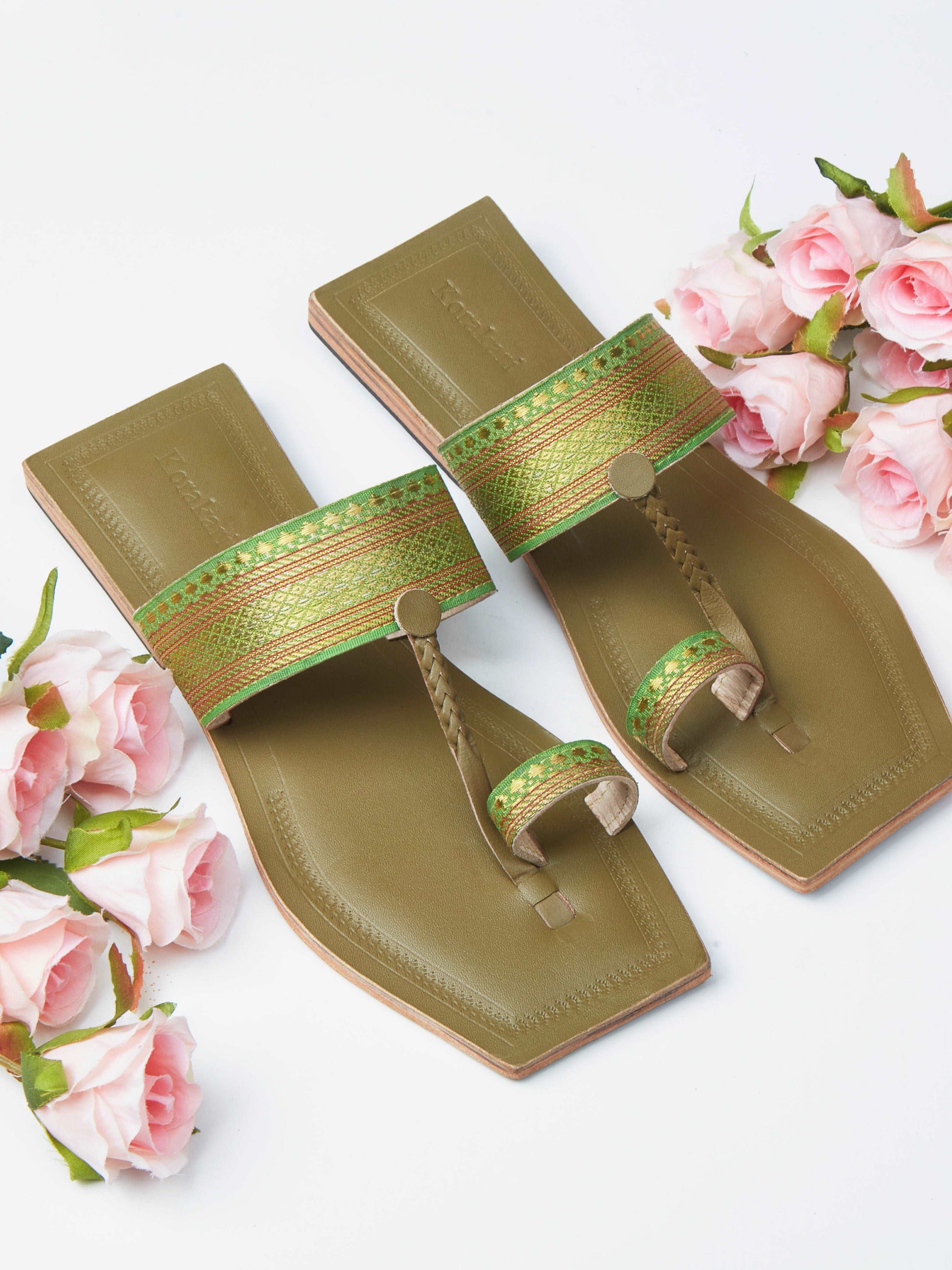 Jari Lime kolhapuri chappal for women