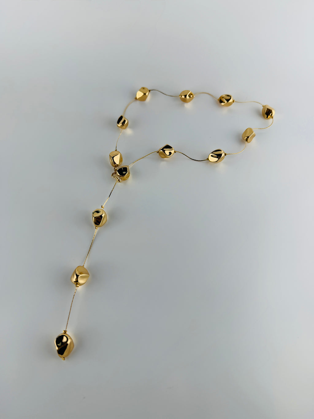 Noor Pebble Lariat