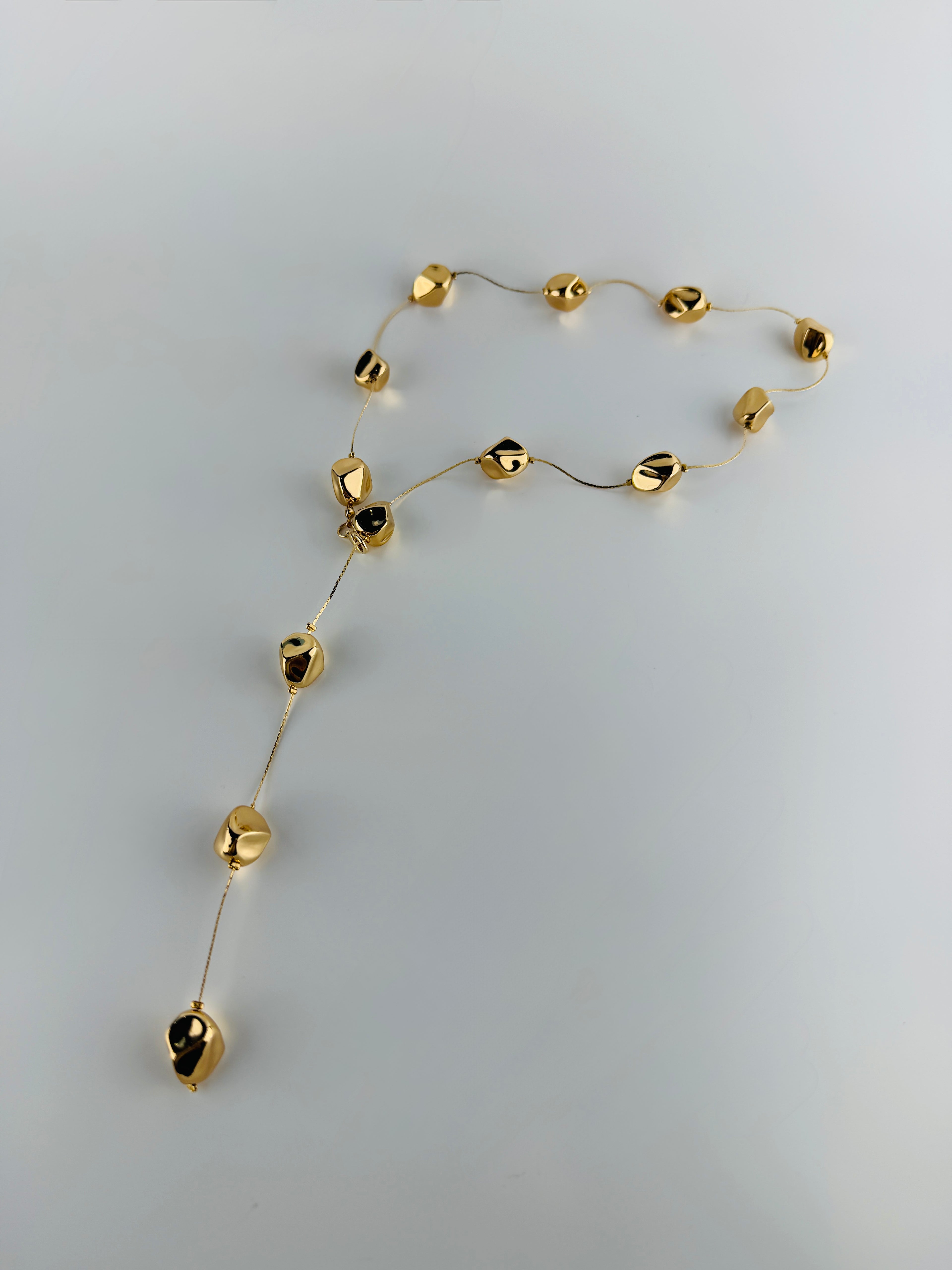 Noor Pebble Lariat