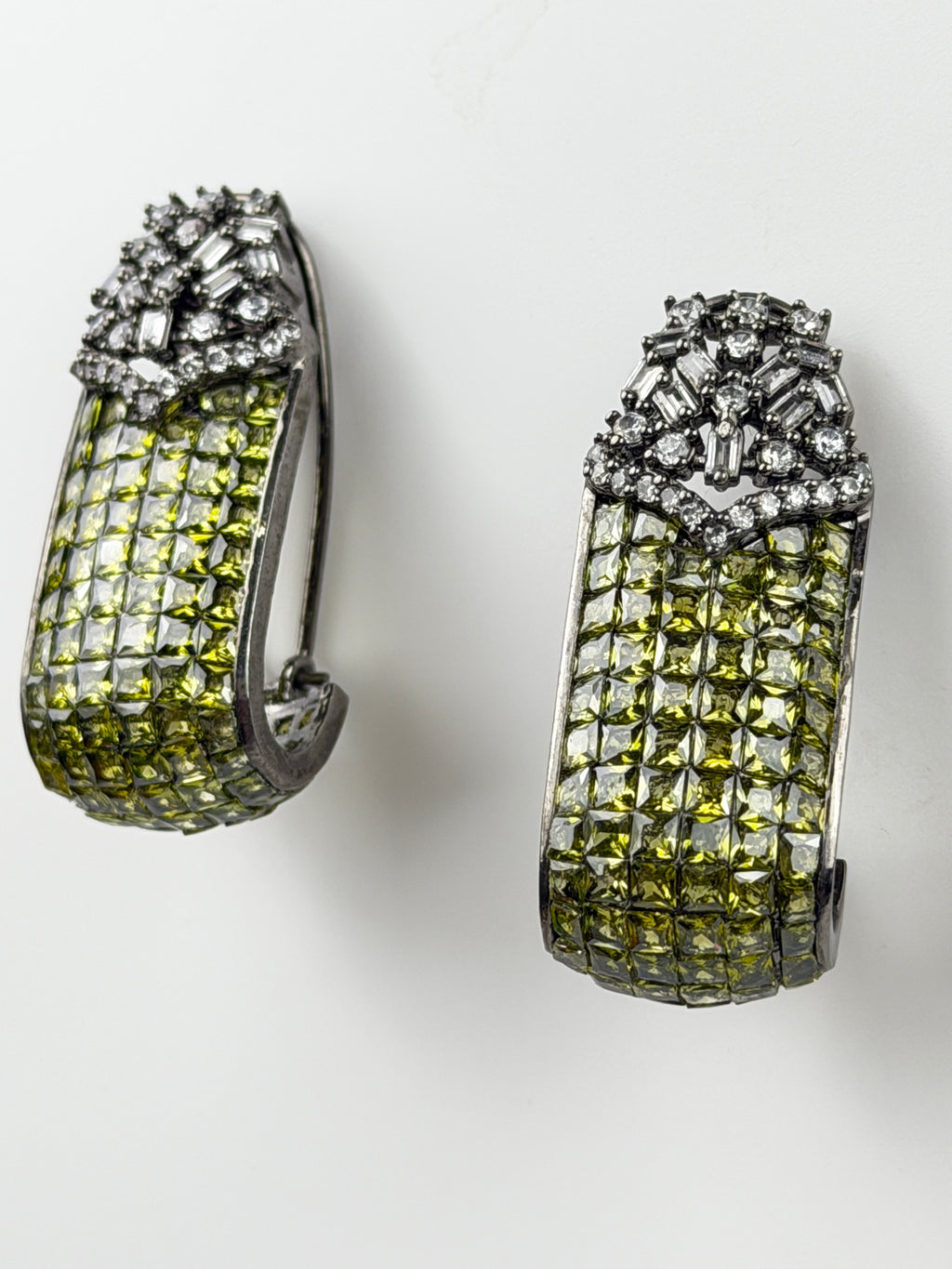 Olive Frost Crystal Earring