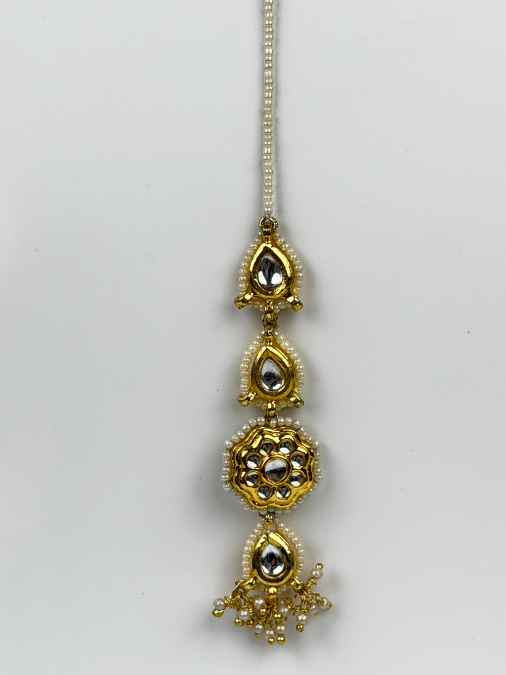 Noor Kundan Chand Maang Tika