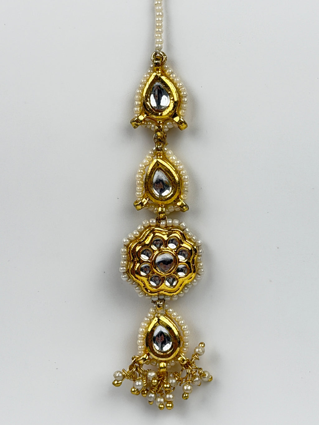 Noor Kundan Chand Maang Tika