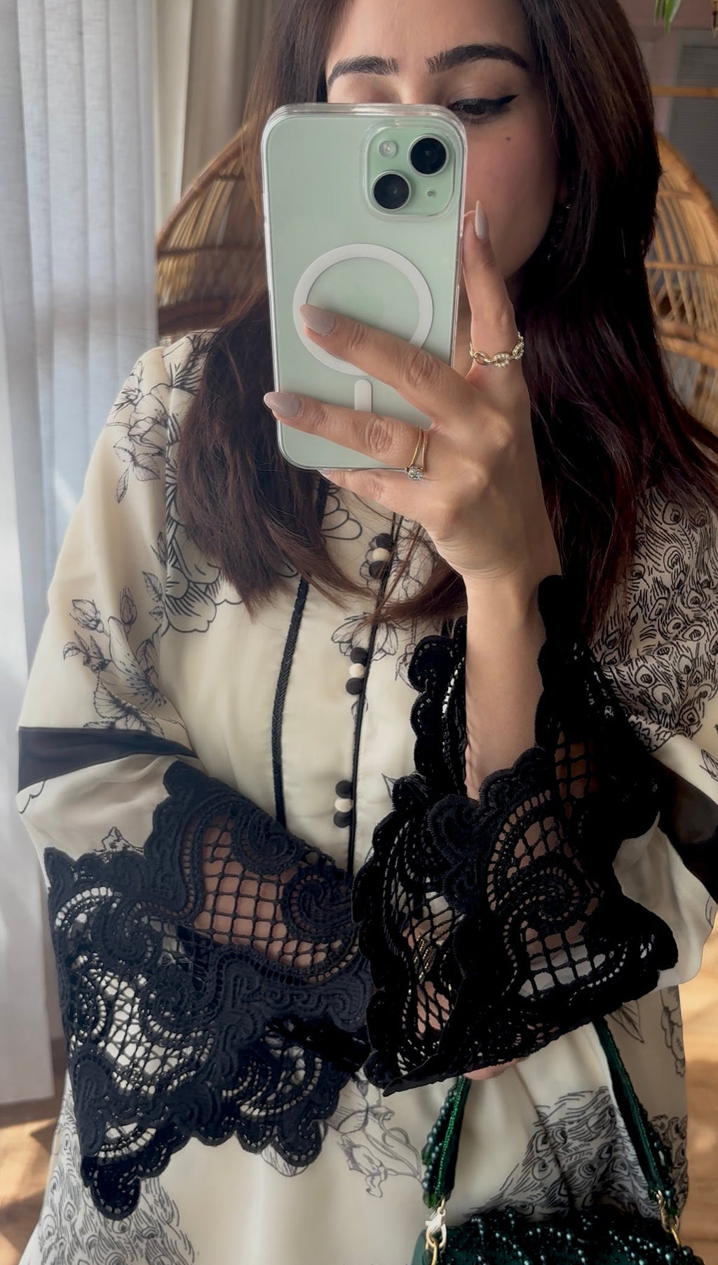 Cutwork Sleeves Printed Kurta Set