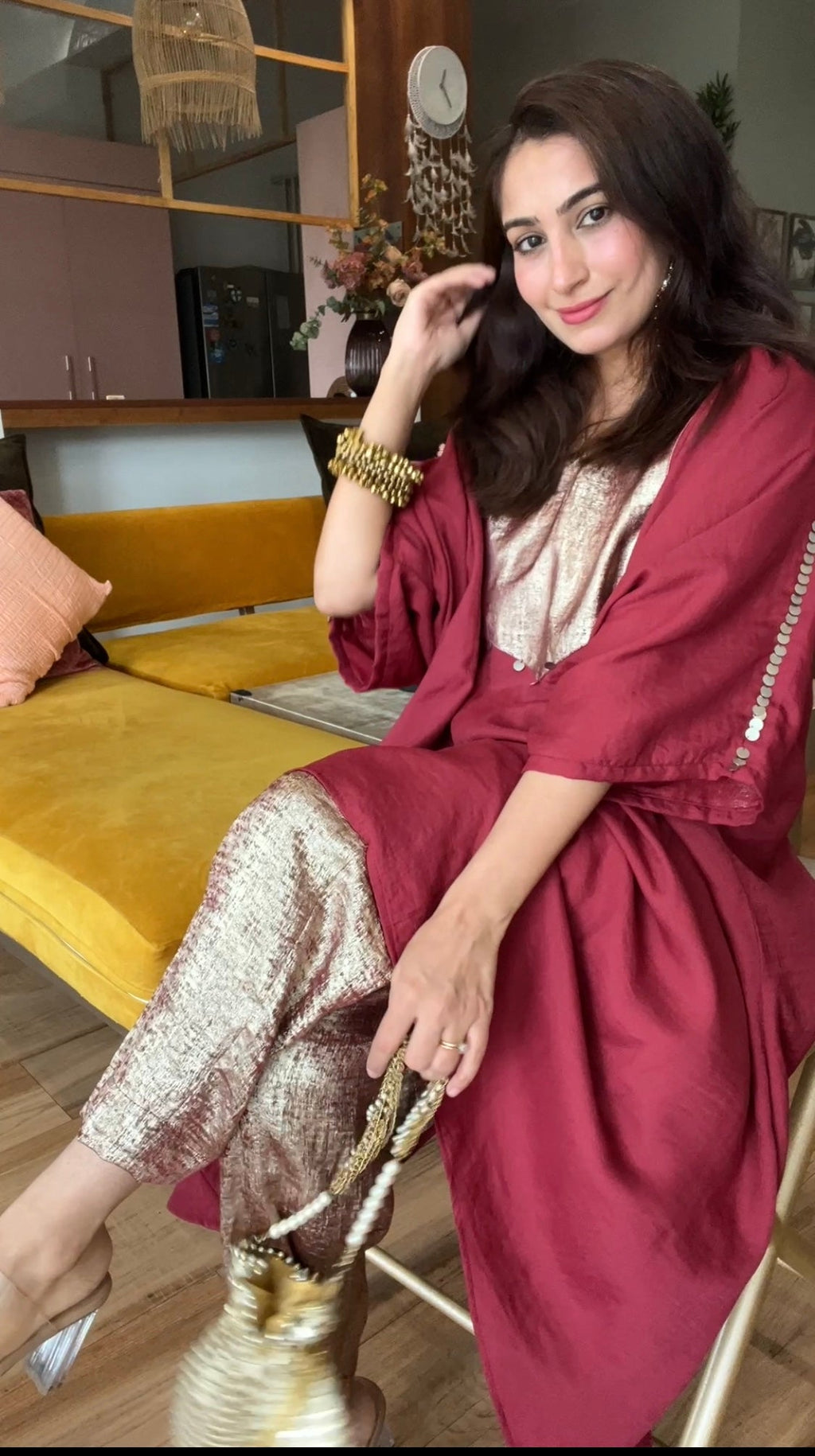 Antifit kurta with golden pants