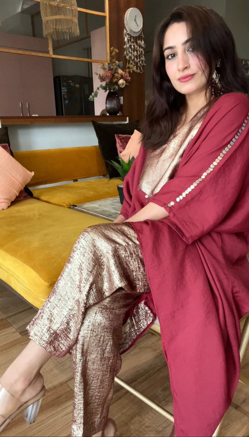 Antifit kurta with golden pants