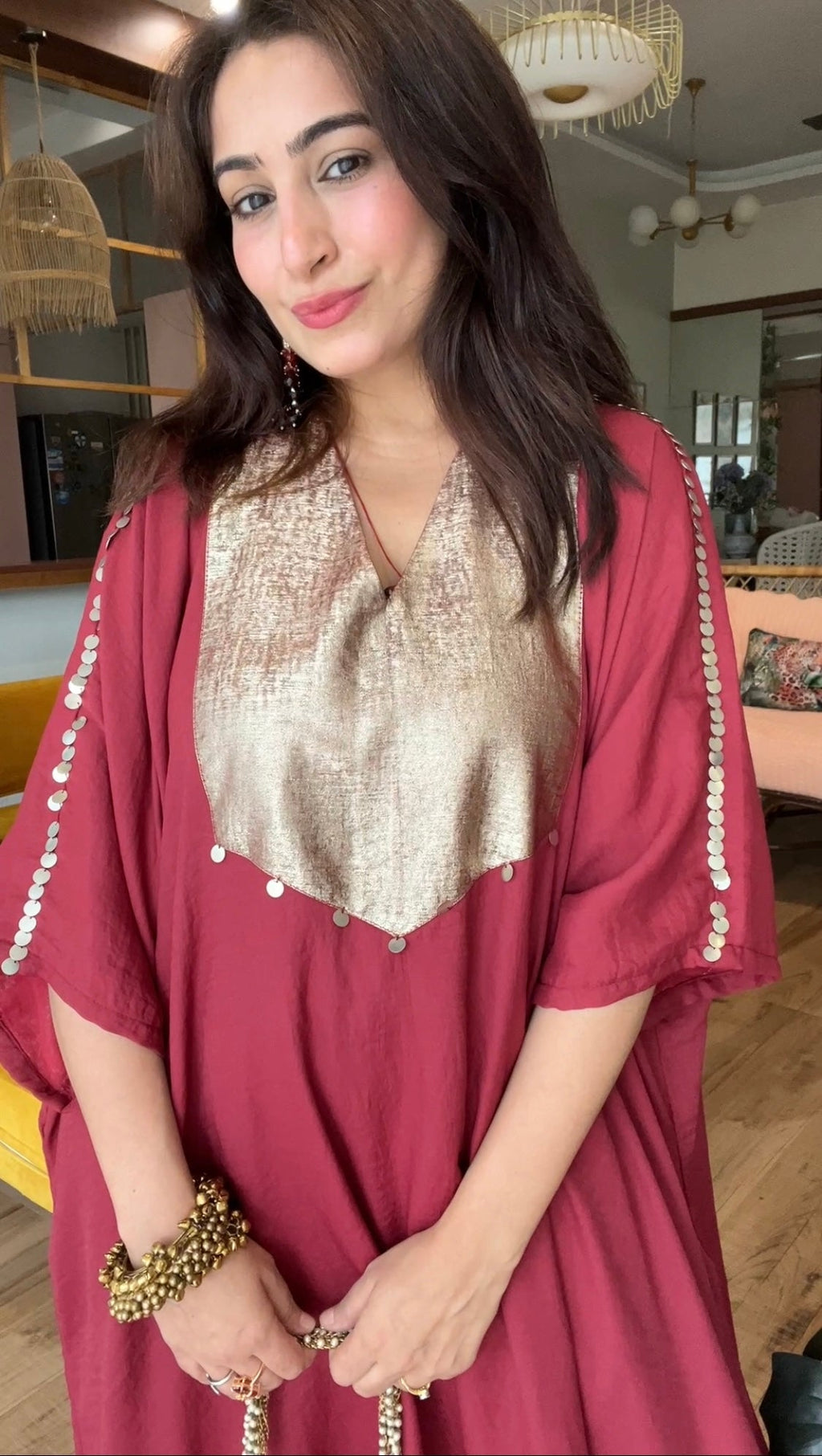 Antifit kurta with golden pants