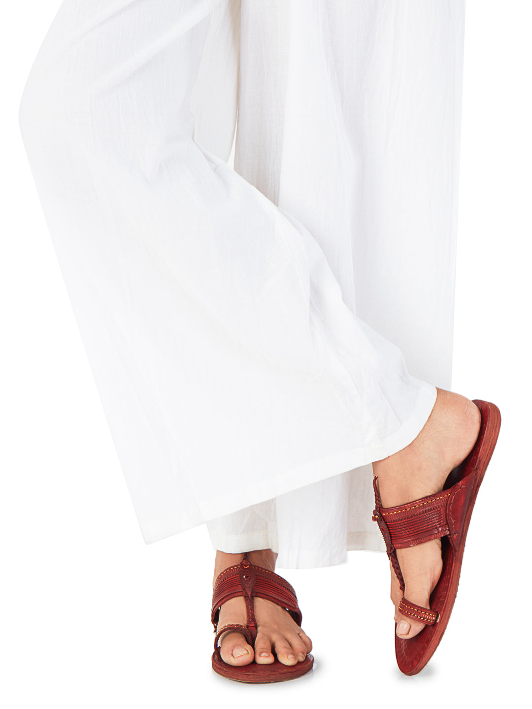 Back to Originals Women's Kolhapuri Chappal