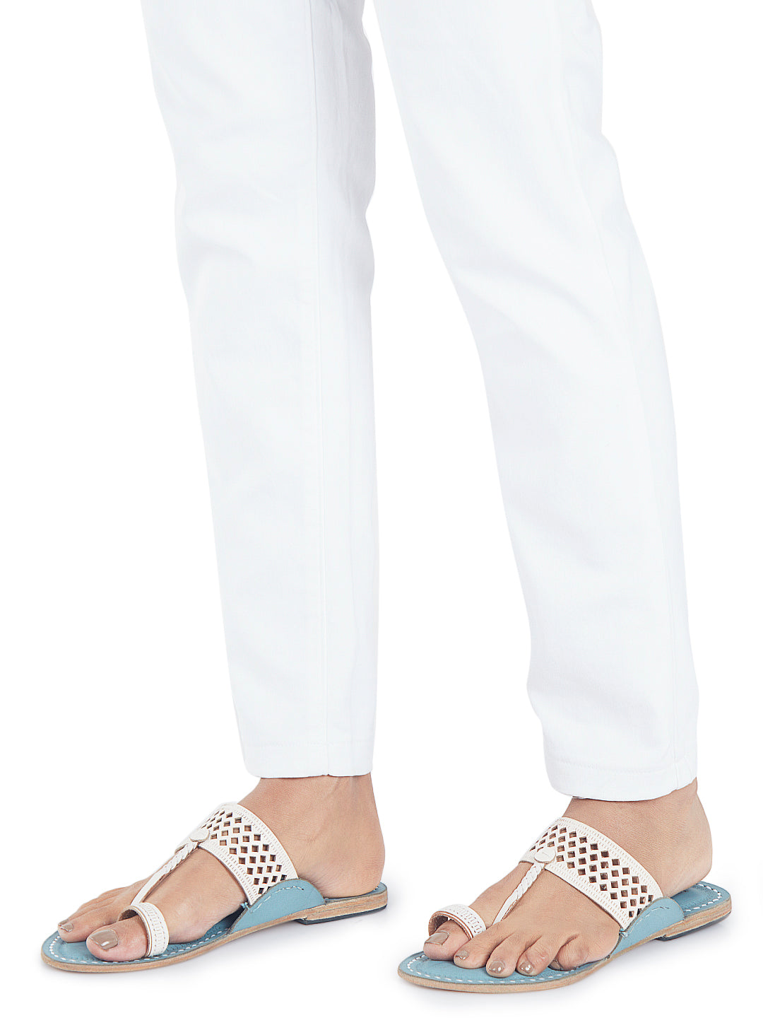 White Diamonds Women's kolhapuri chappal