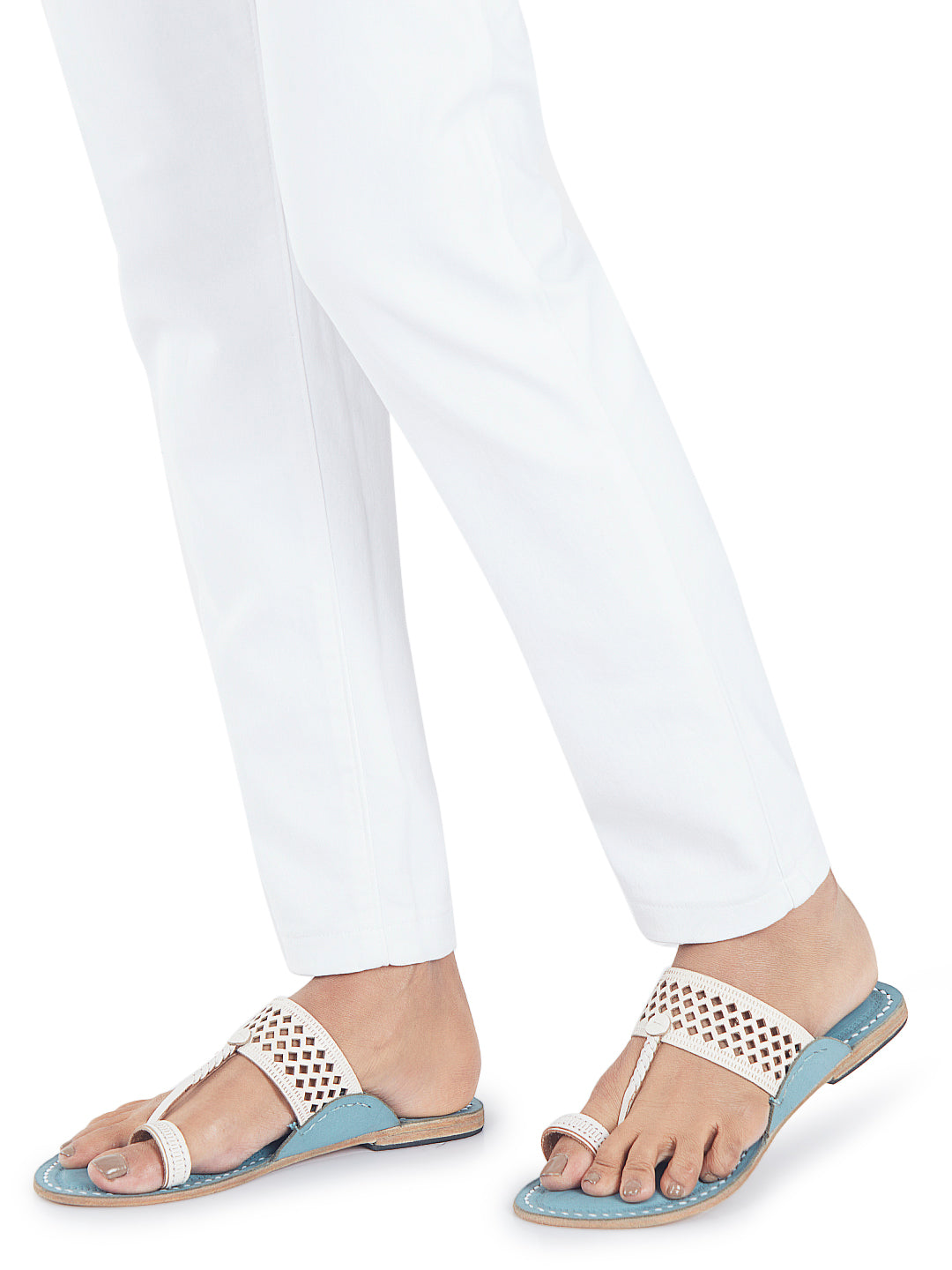 White Diamonds Women's kolhapuri chappal