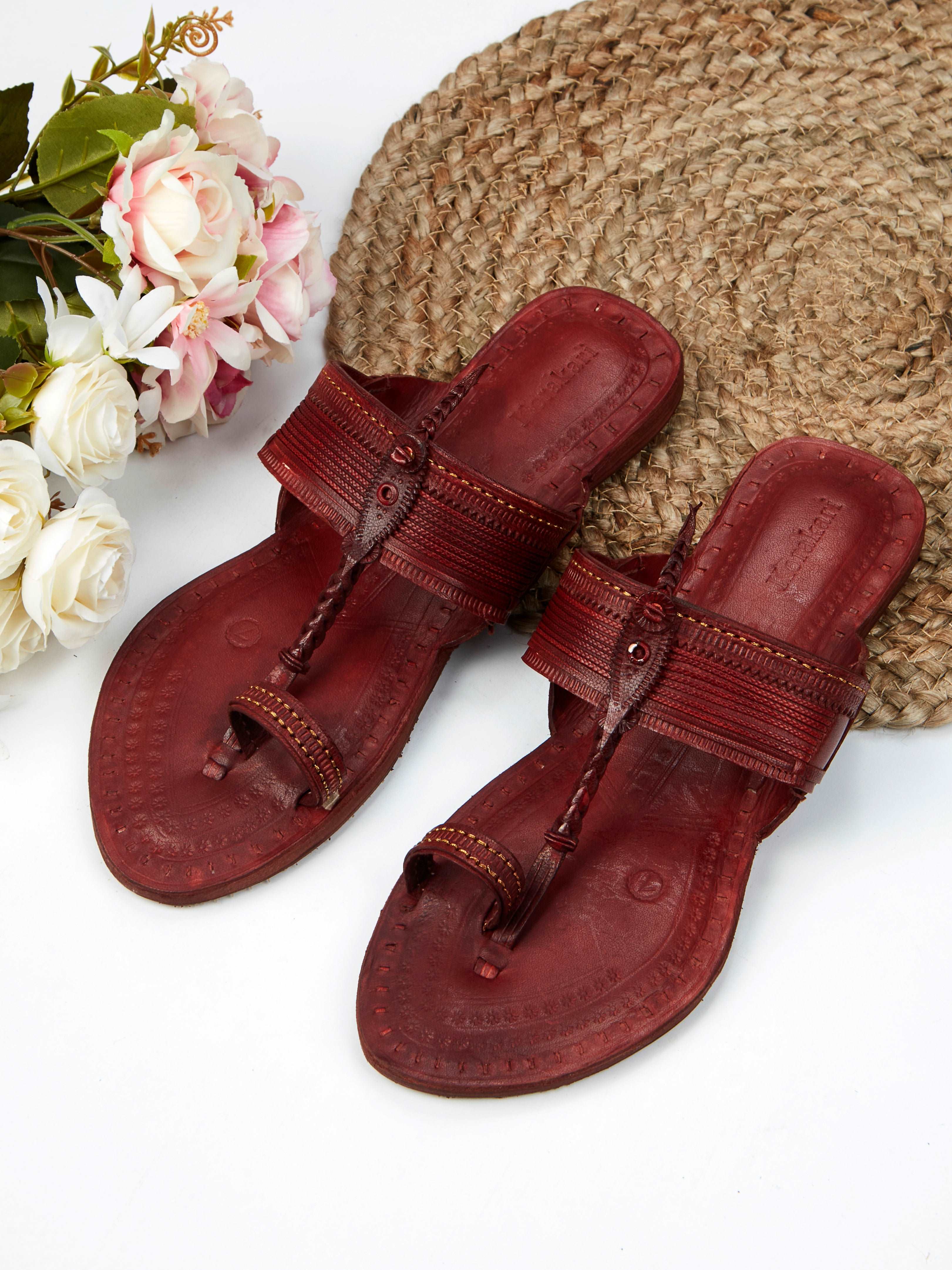 Back to Originals Women's Kolhapuri Chappal