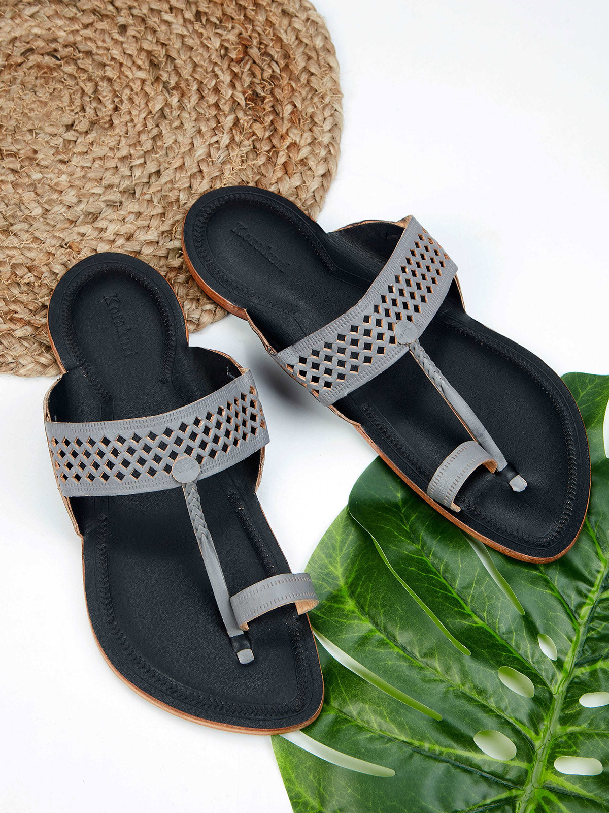 Black Fashion - Men Kolhapuri Chappal