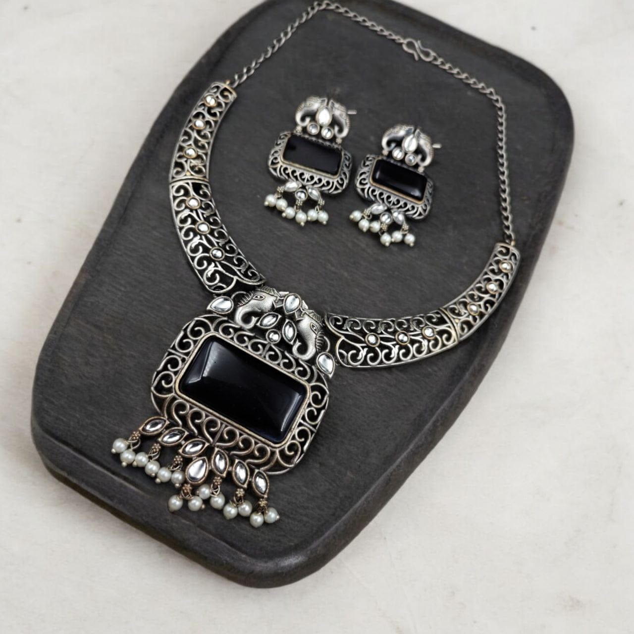 Antique Elephant Design Hasali Necklace Set | Best Vintage Jewelry
