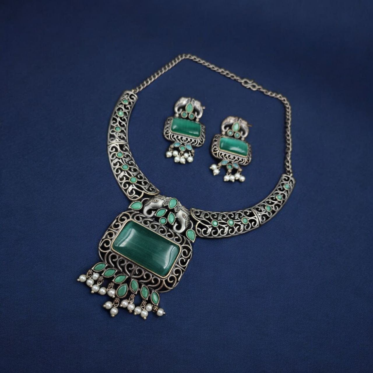 Antique Elephant Design Hasali Necklace Set | Best Vintage Jewelry