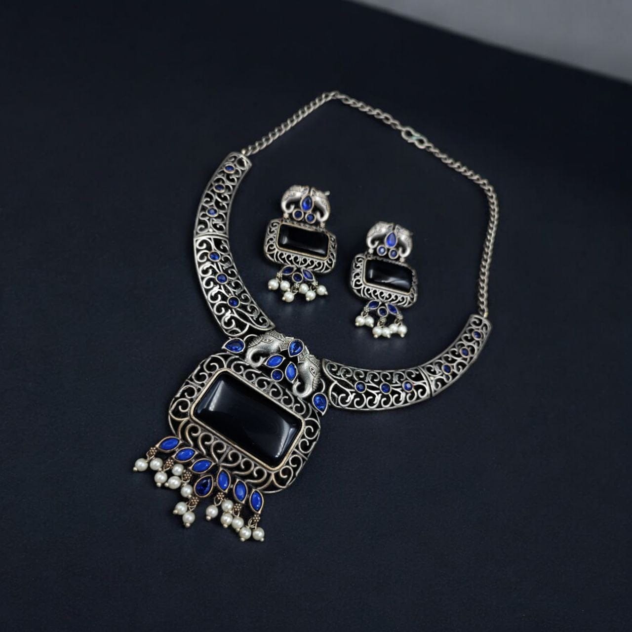 Antique Elephant Design Hasali Necklace Set | Best Vintage Jewelry