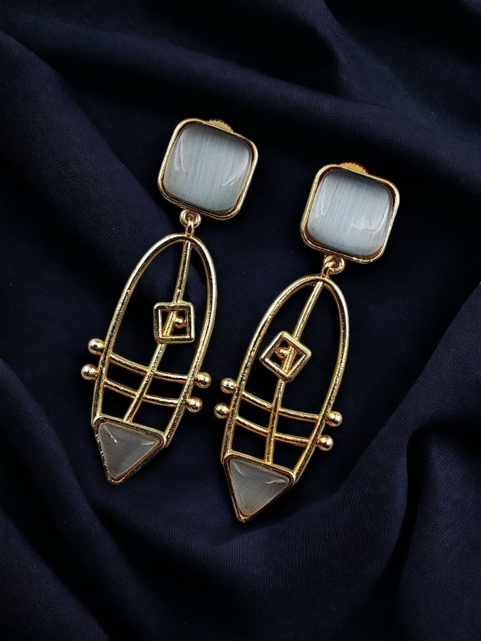 Modern Goldplated Monalisa Stone Earrings – Best Stylish Western Elegance