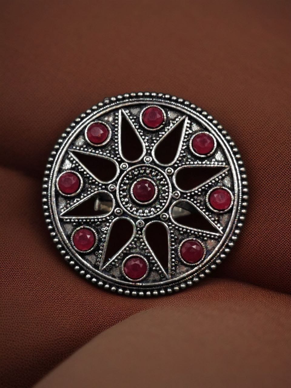 Elegant Brass Stone Ring – Adjustable & Round Shaped for Perfect Fit