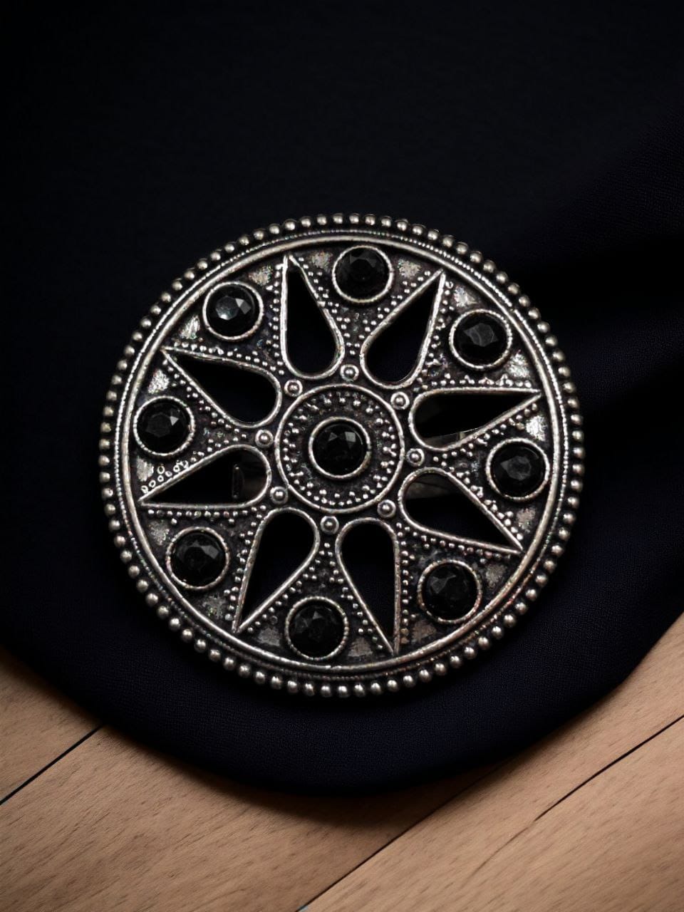 Elegant Brass Stone Ring – Adjustable & Round Shaped for Perfect Fit