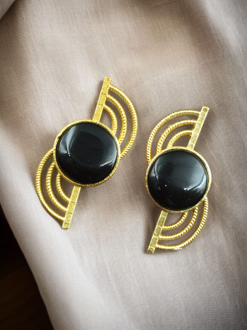 Exclusive Gold-Plated Stud With Stone | Light weighted Partywear Earring