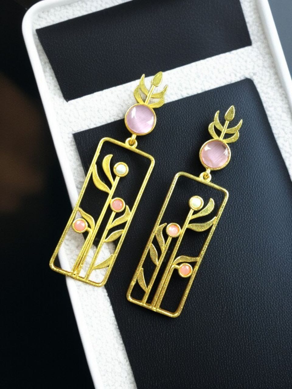 Premium Quality Gold Plated Stud Earrings | Aesthetic Leaf Style Stone Detail Jewellery
