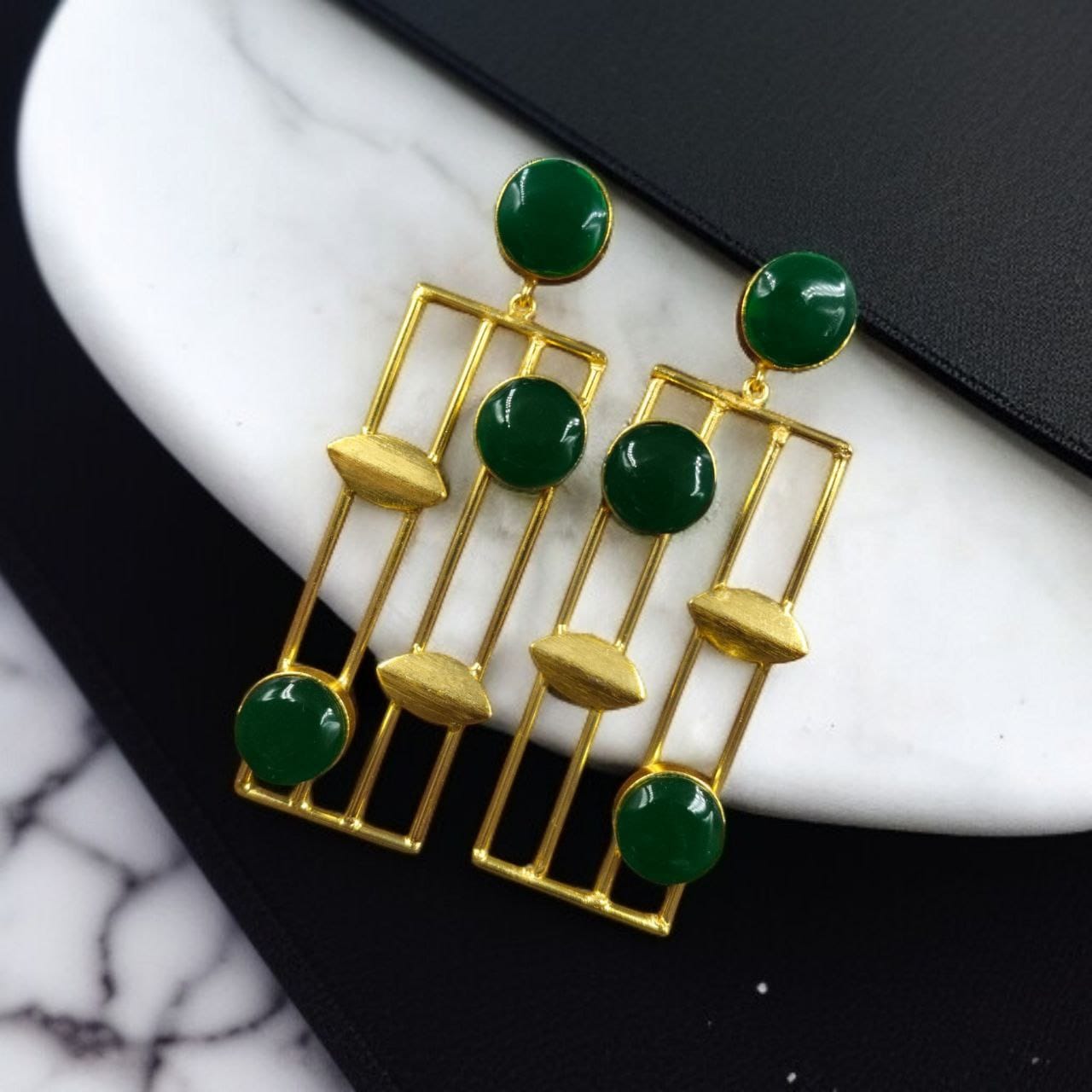 Traditional Indian Wedding Earrings – Adorable Gold Plated Handmade Jewelry with Stone