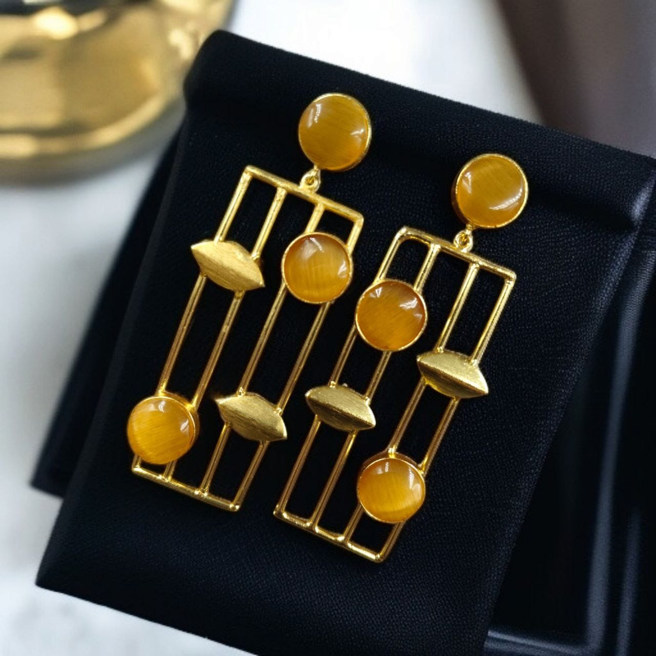 Traditional Indian Wedding Earrings – Adorable Gold Plated Handmade Jewelry with Stone