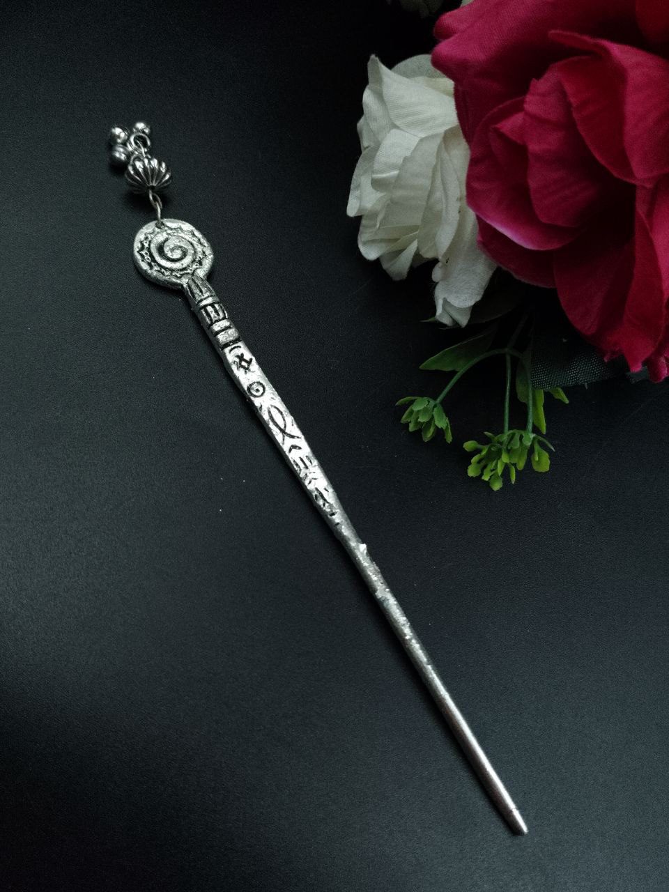 Lightweight Juda Pin – Comfortable & Stylish Hair Accessory