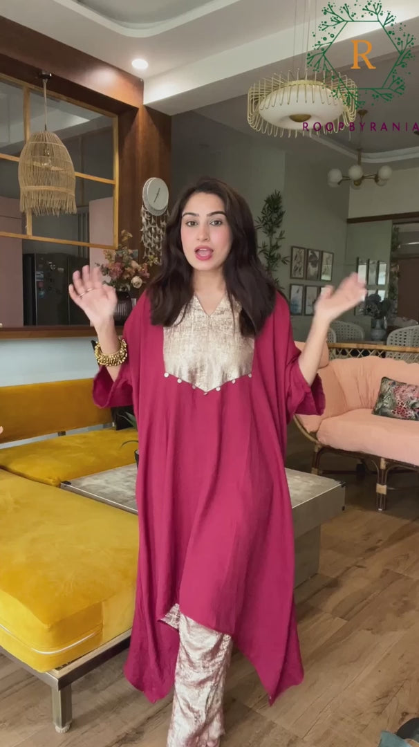 Antifit kurta with golden pants